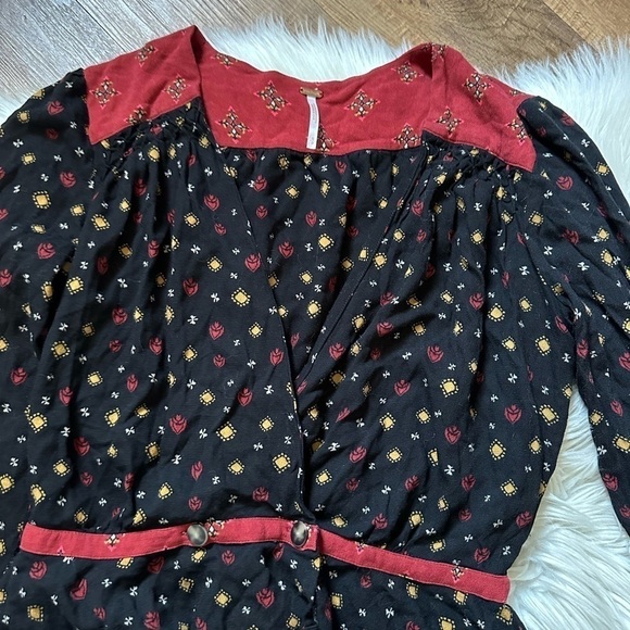 FREE PEOPLE Where We Roam Top - Picture 4 of 5